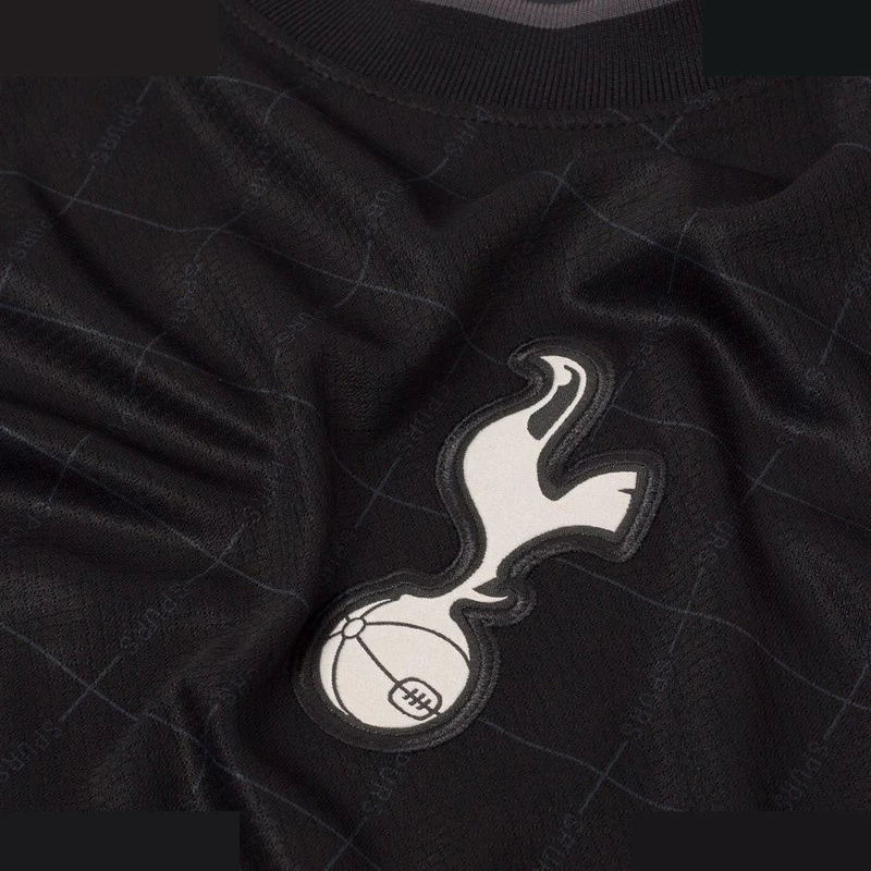 ست تیشرت آستین کوتاه و شلوارک ورزشی مردانه مدل تاتنهام Away 2026 مشکی تصویر ۲
